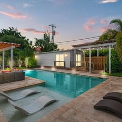 Private Oasis, Heated Pool, New BBQ, Near Beach!