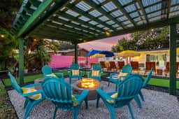 Palm Beach Poolside Paradise