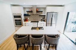 Walk To Beach / Stylish Oasis / BBQ / Patio