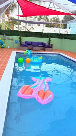 Walk to DT | 1 M to Beach | Golf | Heated Pool!