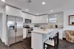 Pet-Friendly Cottage | Walk to Water + DT