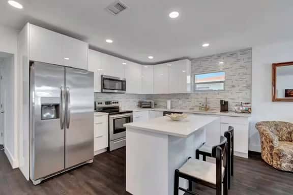 Pet-Friendly Cottage | Walk to Water + DT - Image 1