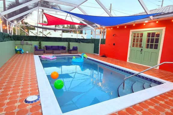Walk to DT | 1 M to Beach | Golf | Heated Pool!