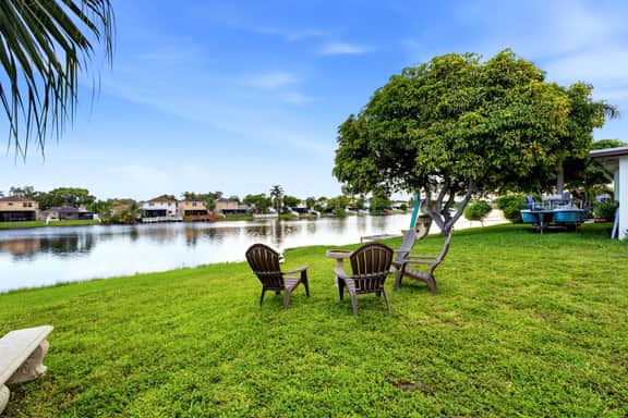 Lakeview 4BR Near Hard Rock Stadium & Beaches