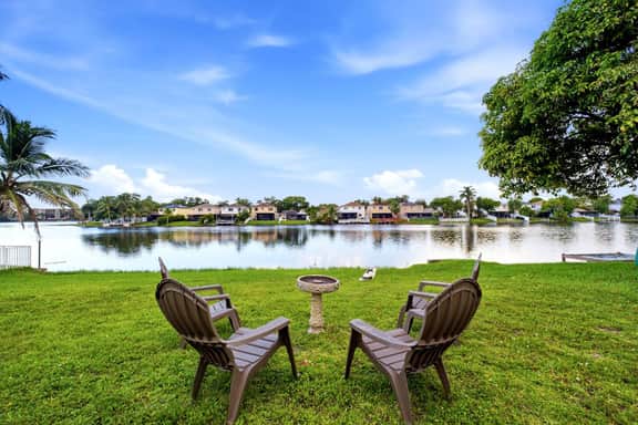 Lakeview 4BR Near Hard Rock Stadium & Beaches