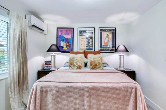 Serene Jungle Bungalow - Image 3