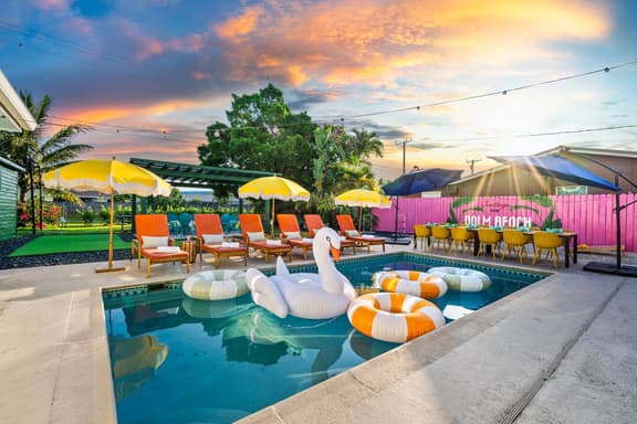 Palm Beach Poolside Paradise