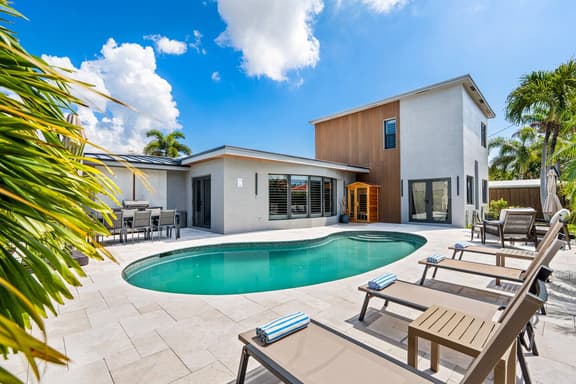 Palm Luxe Retreat