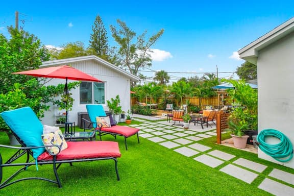 Serene Jungle Bungalow - Image 1